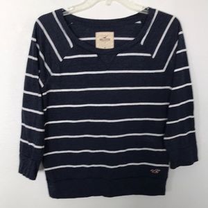 HOLLISTER LONG SLEEVE SHIRT SIZE M NICE DK BLUE W/WHITE STRIPES GREAT CONDITION!